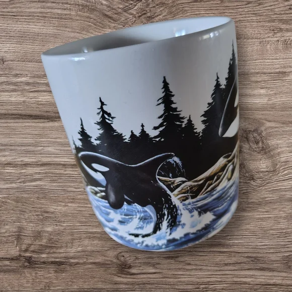 Orca Whale Ceramic Mug - Picture 3 of 8